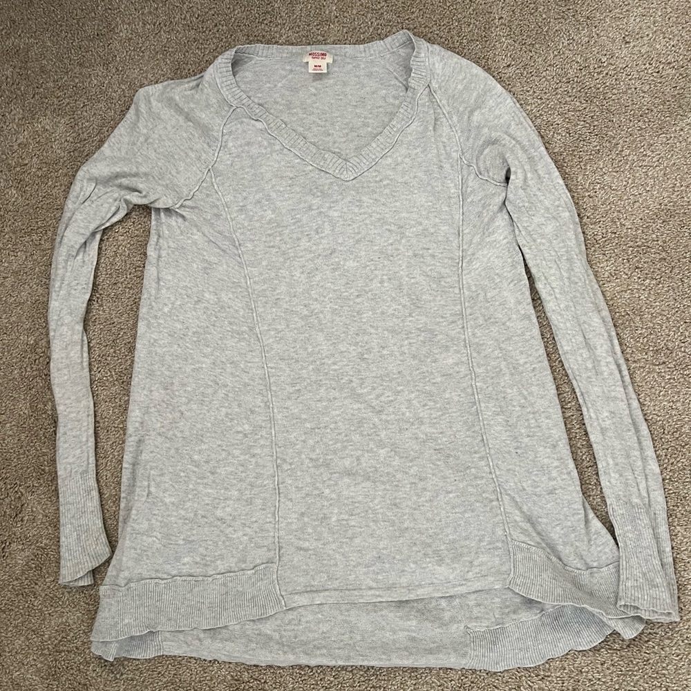 Mossimo Supply Co. Light Gray V-Neck Lightweight Sweater